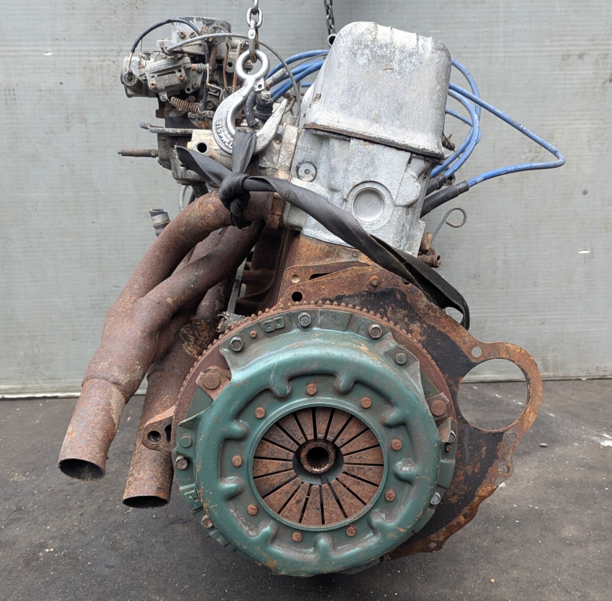 [ отправка возможность ]Nissan L type L28 двигатель head N42 блок F54 оплата при получении двигатель 