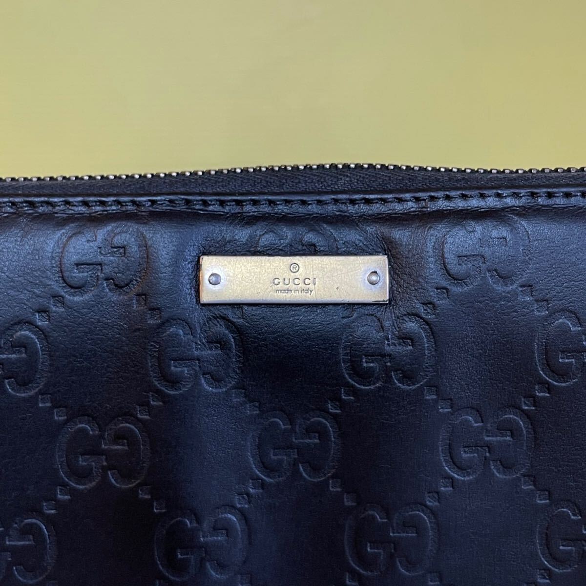 一円　美品　グッチ　GUCCI シマレザー　gg柄　 黒　 ブラック　 ラウンドファスナー　男女