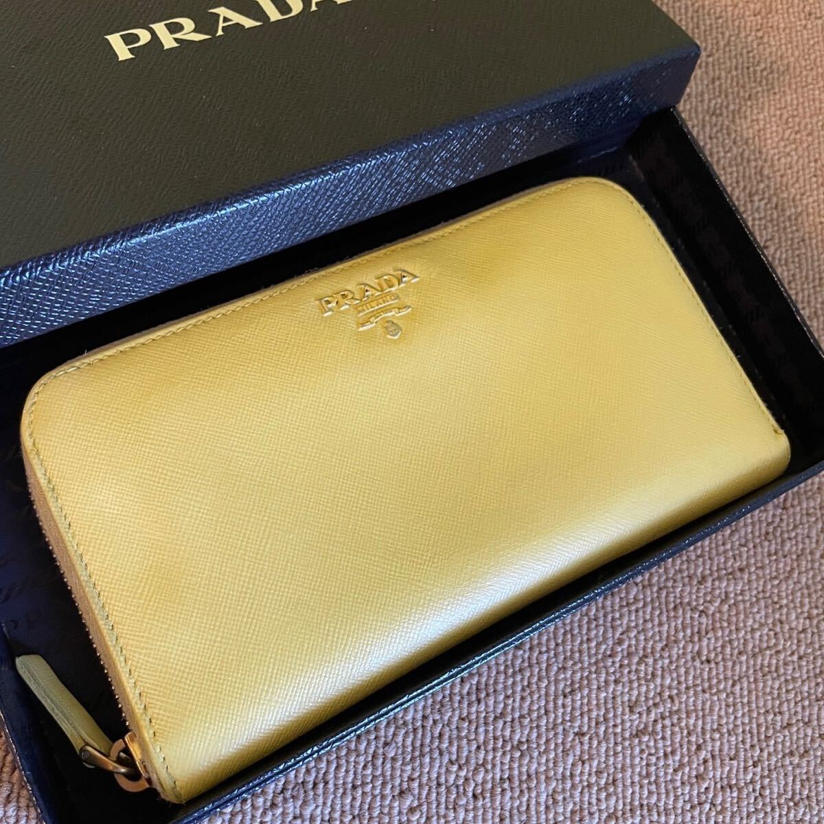 1円　美品　 PRADA プラダ　 ラウンドファスナー　 長(zhǎng)財(cái)布　 サフィアーノ　 ウォレット　 サフィアーノレザー　 財(cái)布　