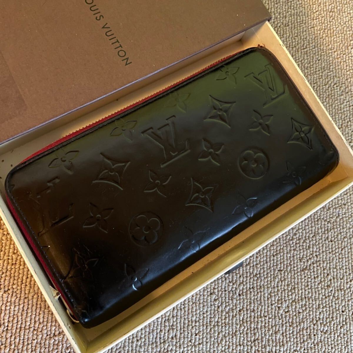 一円　美品　 ルイヴィトン　 ジッピーウォレッ 長財布　 LOUIS VUITTON ヴェルニ　 モノグラム　 ラウンドファスナー　