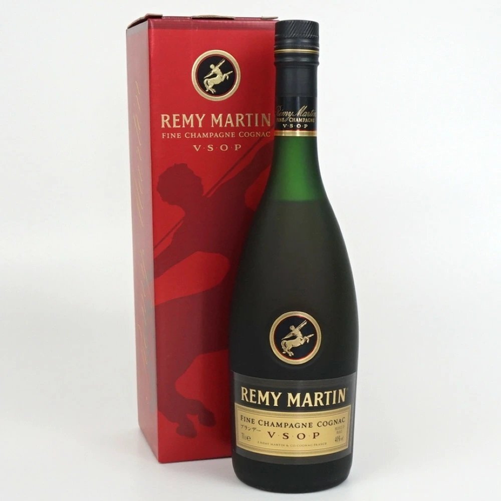 REMY MARTIN V.S.O.P　レミーマルタン　コニャック　ブランデー　フランス　アルコール度數(shù)40度　容量700ml　酒