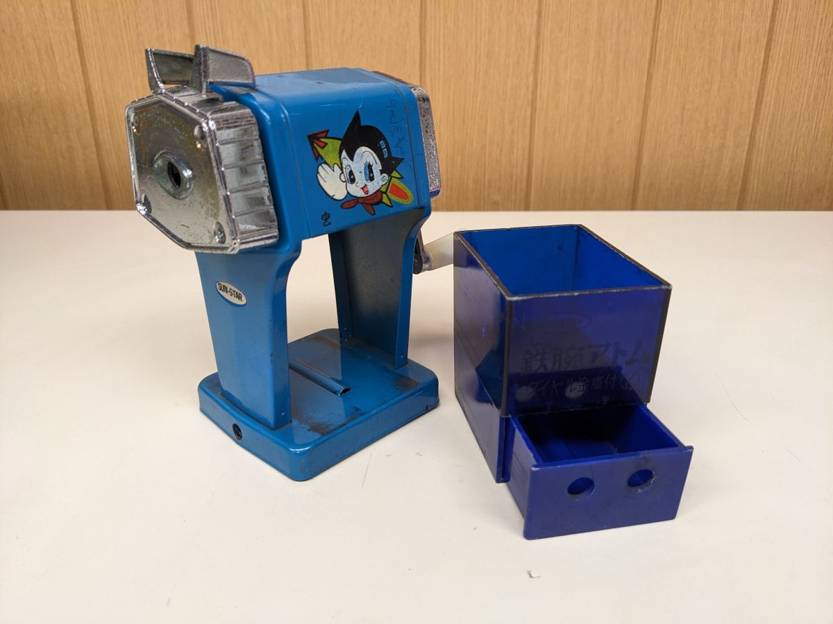 ff710■【現(xiàn)狀品】昭和レトロ 鉄腕アトムの鉛筆削り 手冢治蟲 SUN-STAR 漫畫 コミック/60