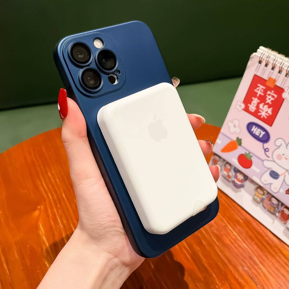 iphone15ケース カーバー スタンド付き　透明　お洒落　韓国　軽量 ケース 耐衝撃 高品質　シルバーQ