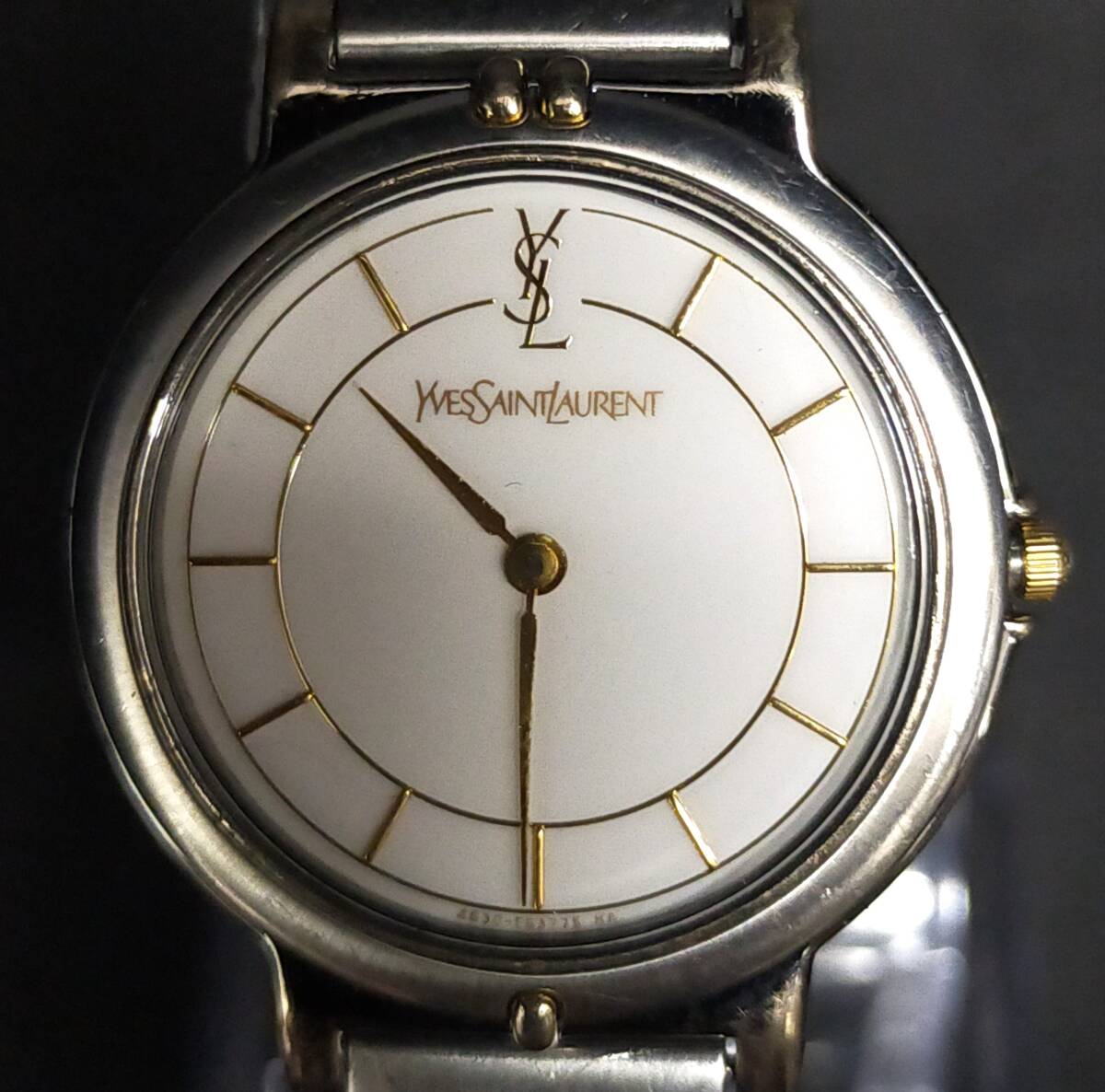 腕時(shí)計(jì) YVES SAINT LAURENT 4620-E62275 クォーツ 稼働品 イブサンローラン