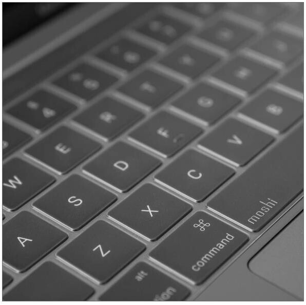 dell new XPS 17 дюймовый клавиатура покрытие ддя ноутбука TPU защитный корпус водонепроницаемый царапина . пыль предотвращение прозрачный модель Dell 556-2700-01