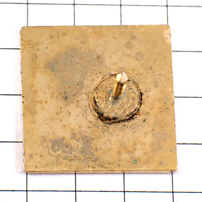  значок * серый. машина розетка электрический автомобиль * Франция ограничение булавка z* редкость . Vintage было использовано булавка bachi