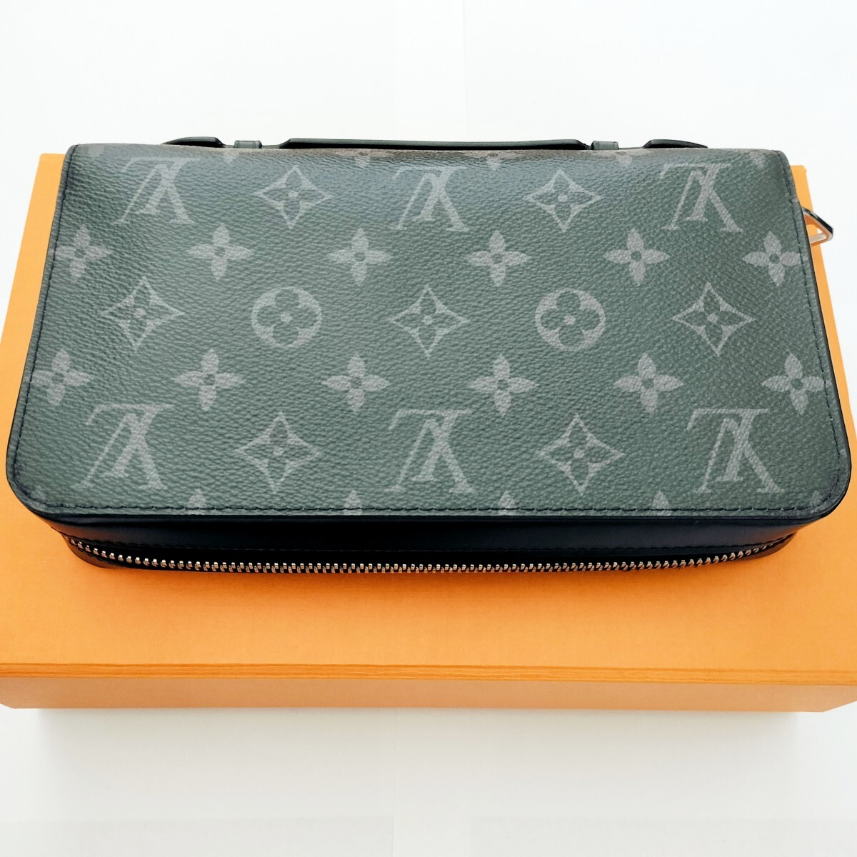 使用 極少】LOUIS VUITTON ルイヴィトン ジッピーXL モノグラム