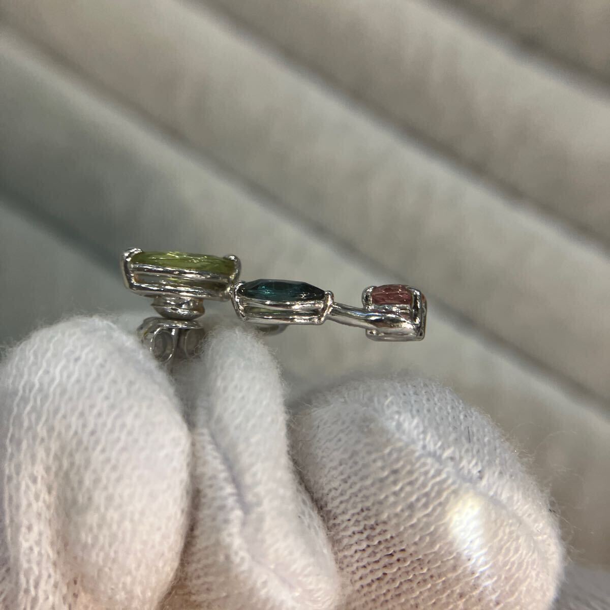 20021080 Pt900/K18WG ペリドット トルマリン　ピアス