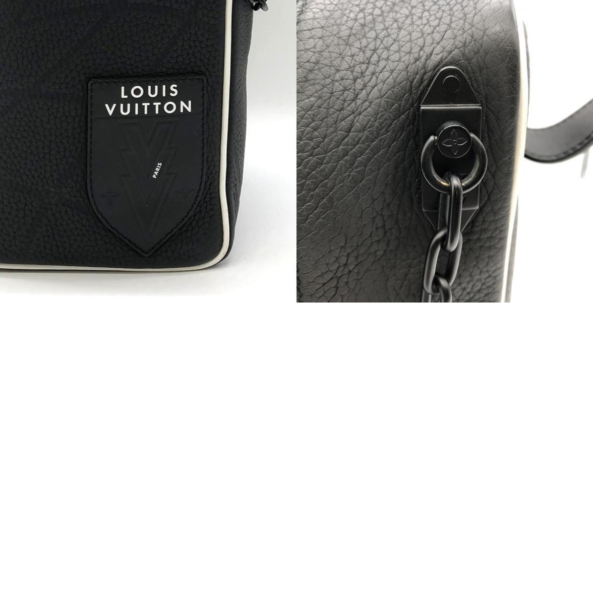 LOUIS VUITTONルイ・ヴィトンM81849クローク・ドップキット2022FIFAワールドカップ限定セカンドバッグレザーブラック_画像10