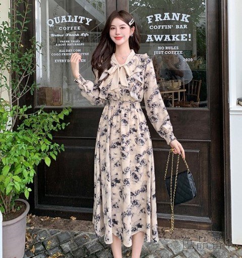 長袖ワンピース フリルワンピ かわいい フェミニン ガーリー リボン お嬢様 L 花柄