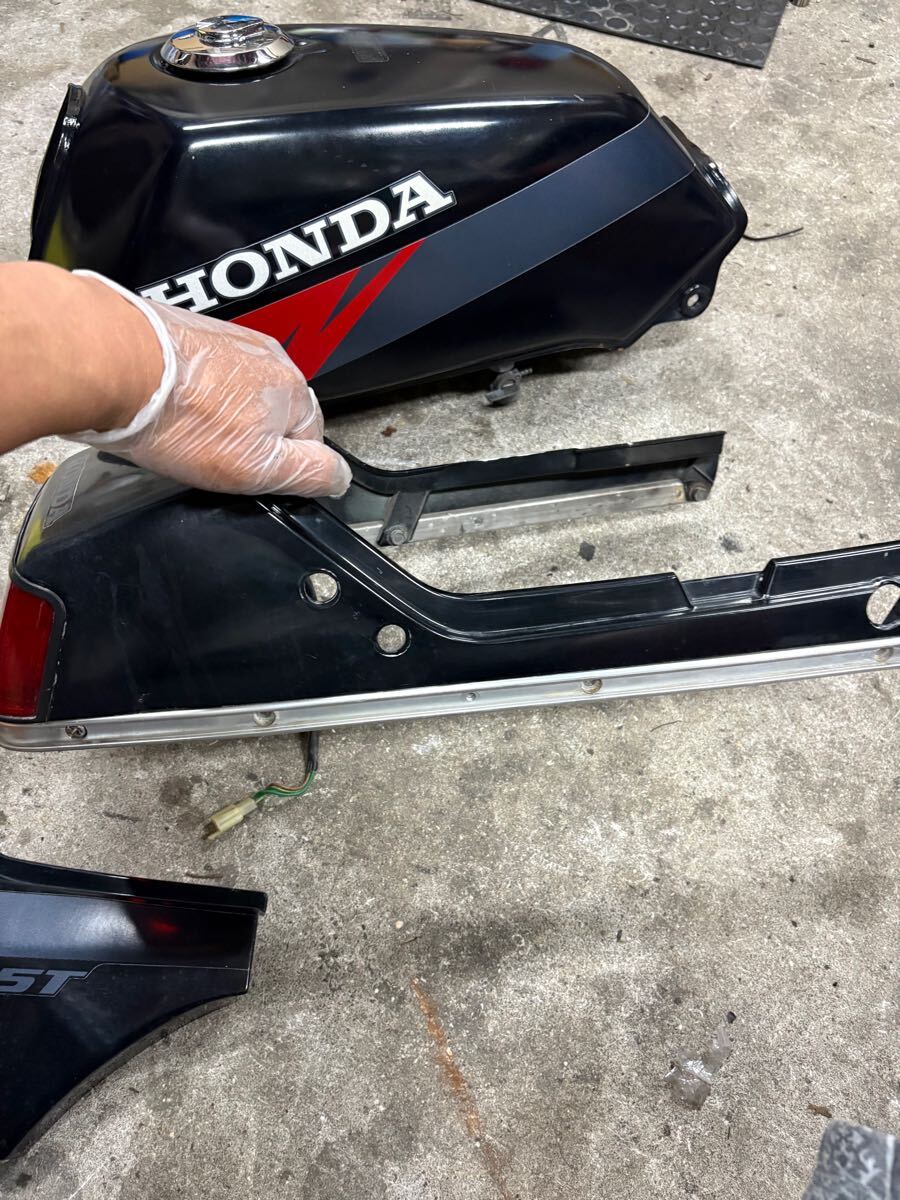  Honda CB125T экстерьер бак боковая крышка tail 