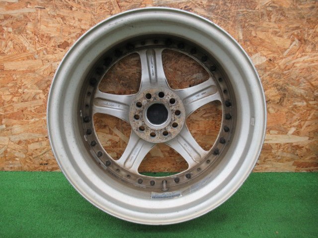 ★3211AMZ RAYS' VOLKRACING 17×7.0JJ 5/114.3 +44 AV3 WHEEL ボルクレーシング レイズ 専用ナット付 4本 中古_画像4