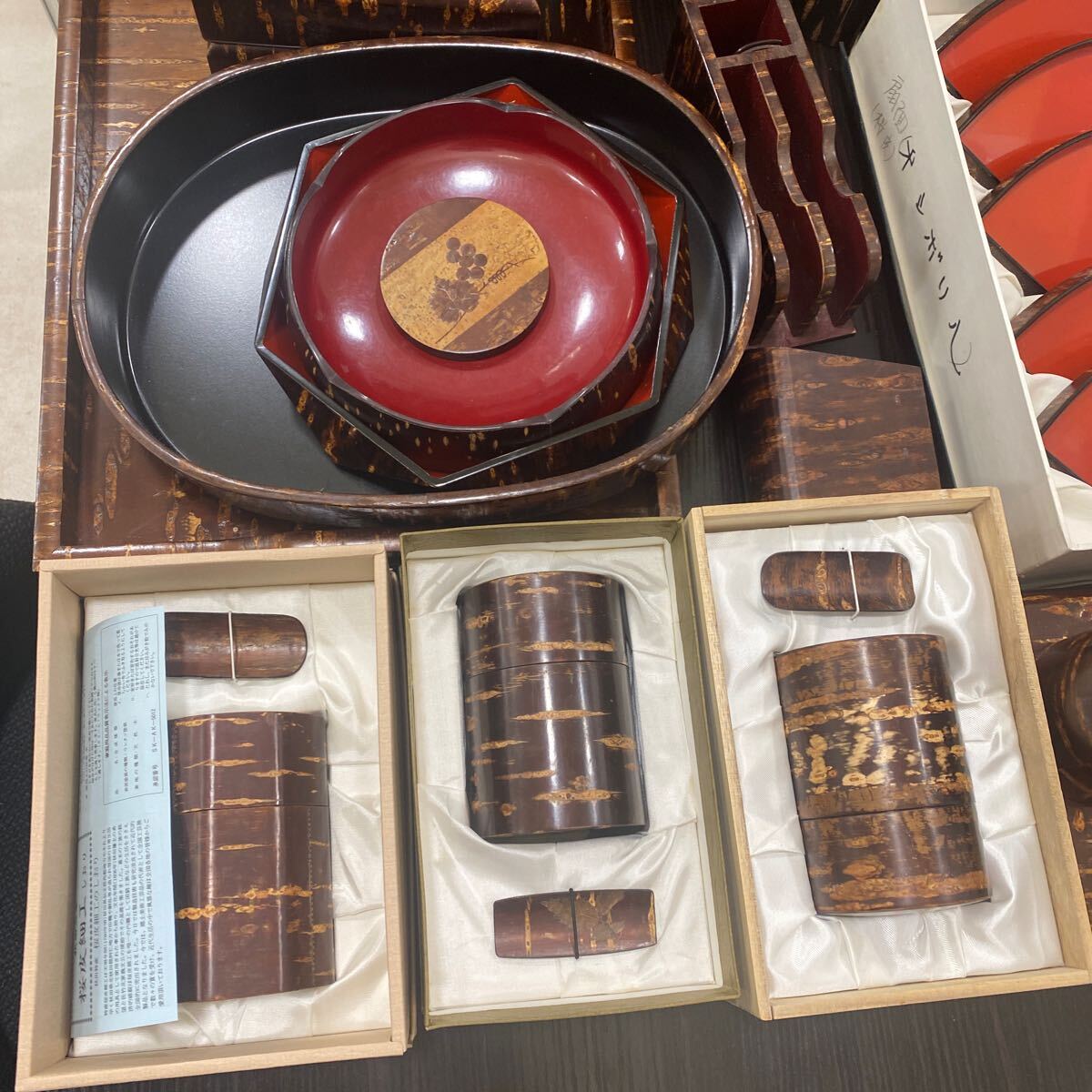 桜皮細工 樺細工茶櫃 伝統工芸品 秋田工芸品 湯呑み入れ 収納 桜皮細工 樺細工茶櫃 伝統工芸品 秋田工芸品 湯呑み入れ 収納