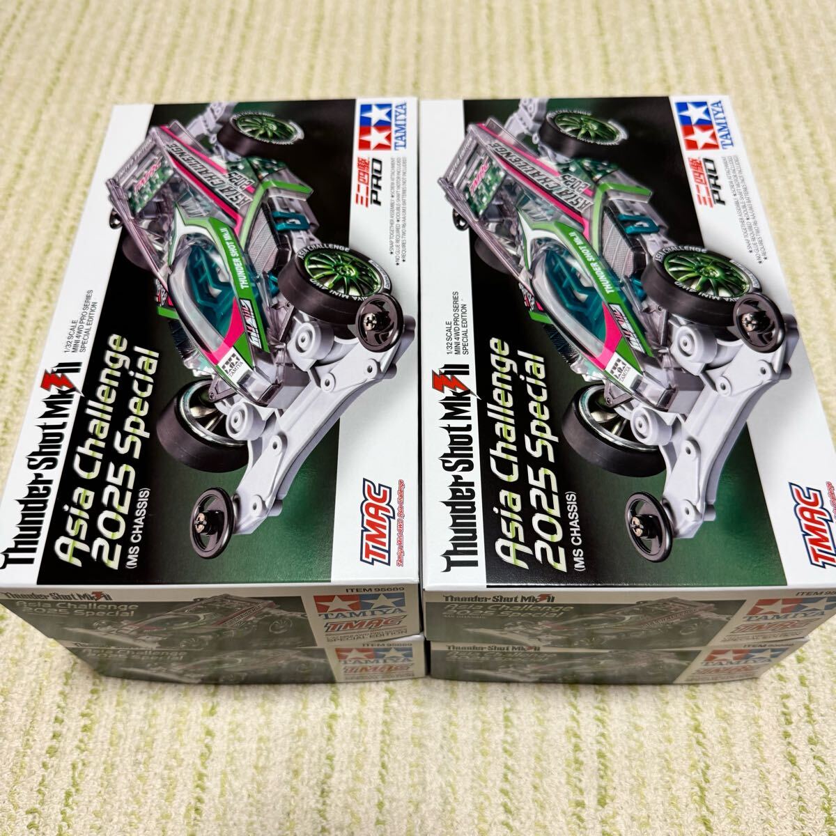 ミニ四駆　ポータブルピット　ブラック　アジアチャレンジ　TMAC 95671 ミニ四駆 ポータブルピット ブラック アジアチャレンジ TMAC