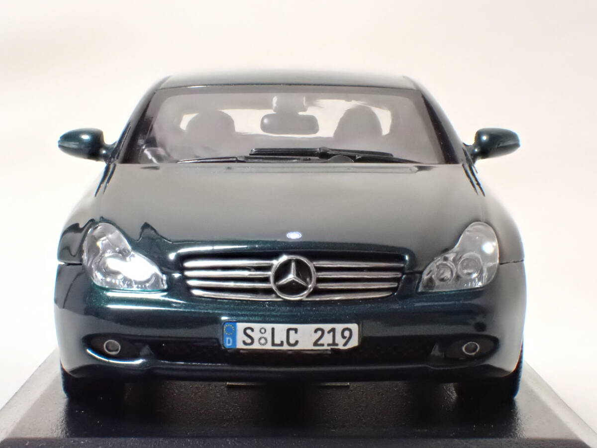 純正！1/43 メルセデス?ベンツ W219　初代 CLS　ダイムラー　Mercedes-Benz 