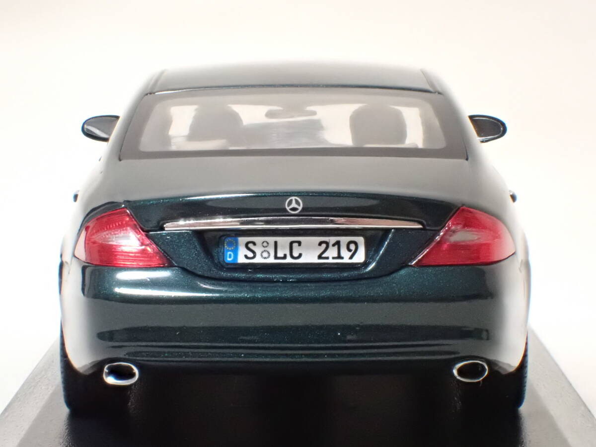 純正！1/43 メルセデス?ベンツ W219　初代 CLS　ダイムラー　Mercedes-Benz 