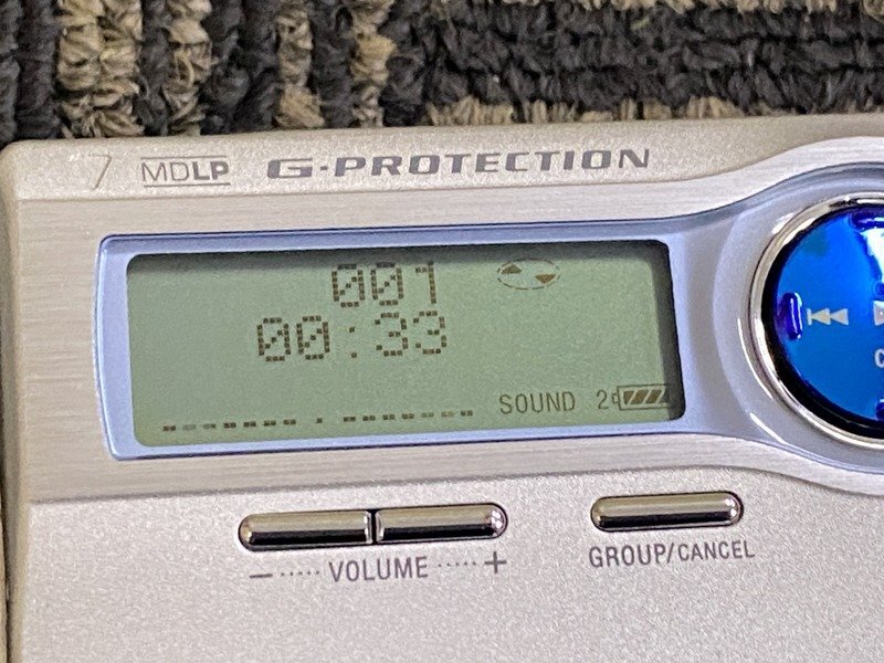[ электризация * выход звука 0]SONY MZ-R910 портативный MD магнитофон серебряный Walkman Sony 1 иен ~ M0655
