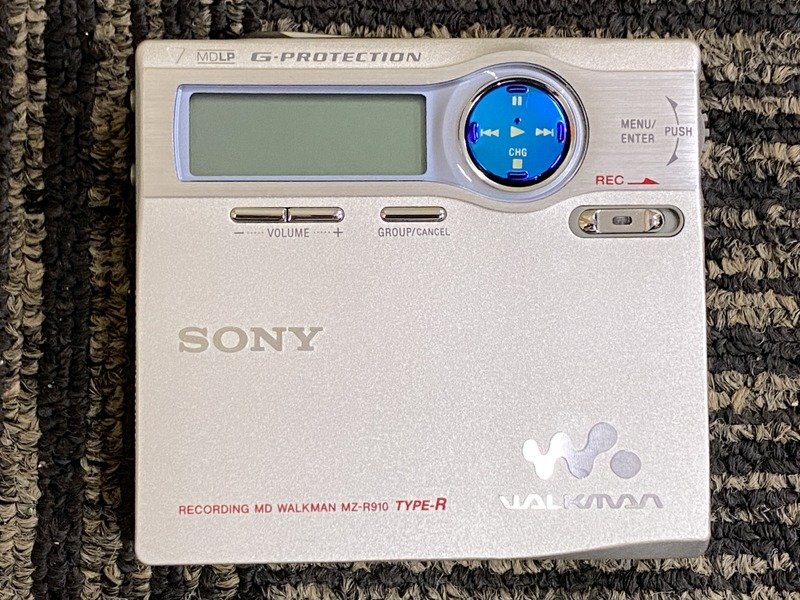 [ электризация * выход звука 0]SONY MZ-R910 портативный MD магнитофон серебряный Walkman Sony 1 иен ~ M0655