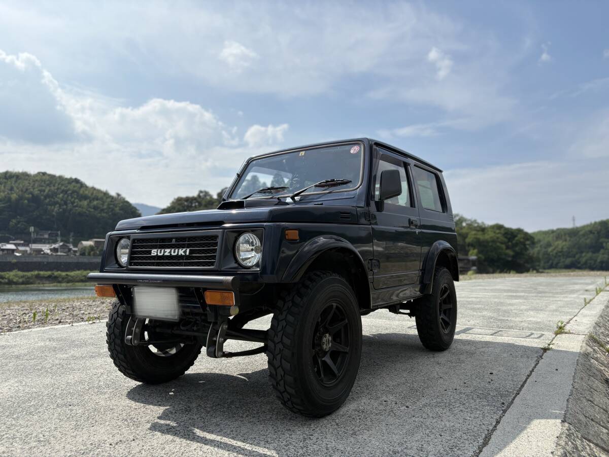 ★　ジムニー　JA11?。礛T　リフトアップ　オーバーフェンダー　社外マフラー　ナルディハンドル　レカロシート　ヒッチメンバー　愛媛★