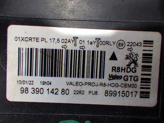 1477　プジョー　508　R8　左ライト　LED　98 390 142 80　89915017　レンズ美品