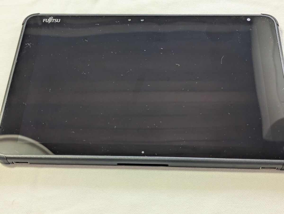 Fujitsu タブレット-ARROWS Tab Q5010/DEG Celeron SSD 128GB /Windows11