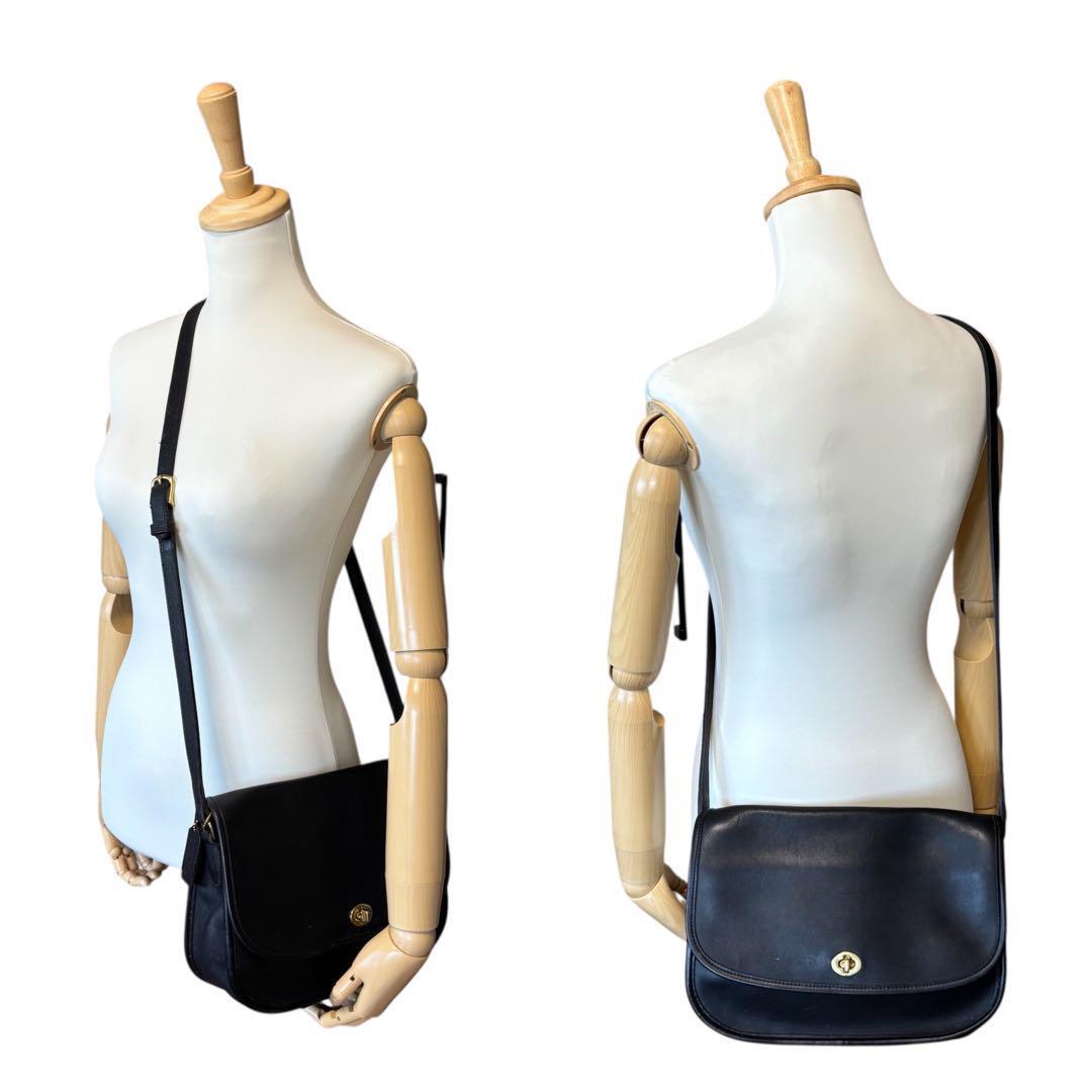 美品 オールドコーチ ショルダーバッグ レザー ブラック ターン