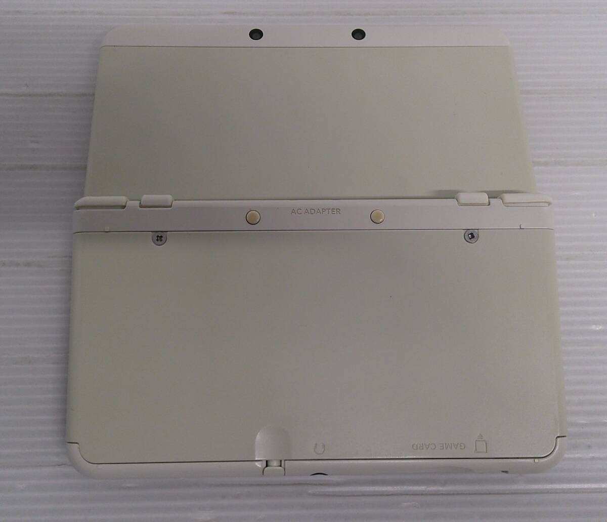 【開封品】Newニンテンドー3DS本體 ホワイト【動作確認(rèn)済み、傷擦れ等有】