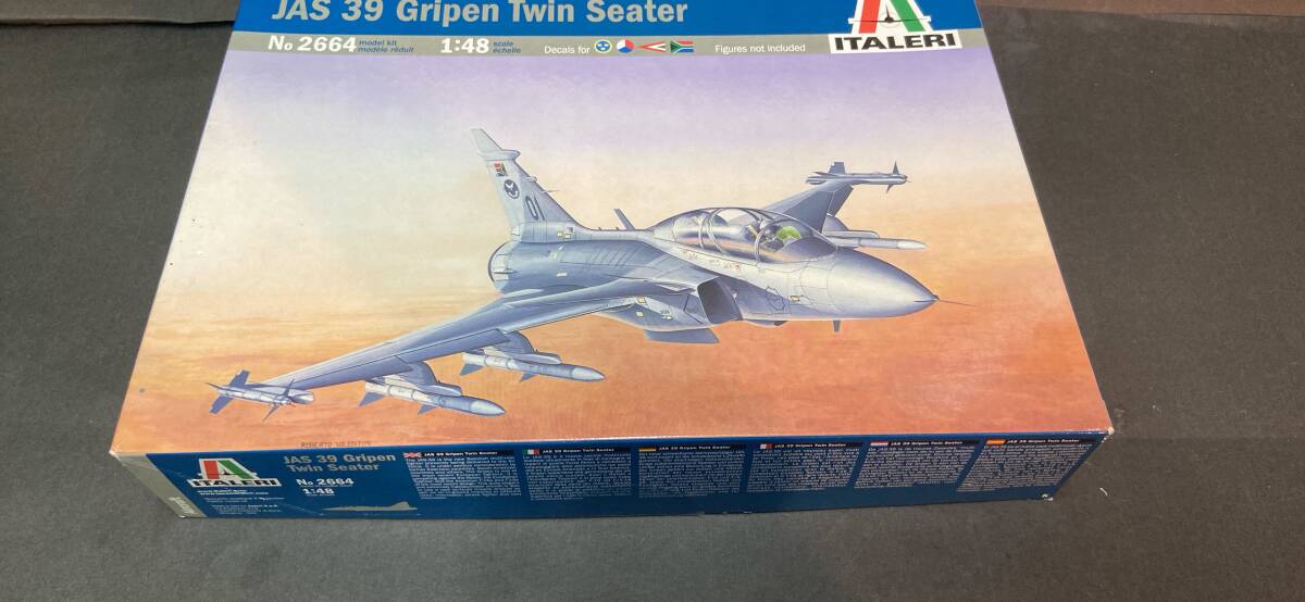 ☆★☆ 　　イタレリ　1/48 JAS39 グリペン　　未组み立て　★☆