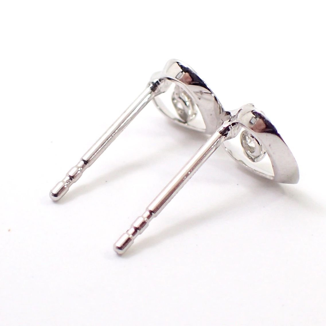 【吉村質(zhì)店】K18WGダイヤモンド0.03ct/0.03ctハートモチーフピアス0.7g