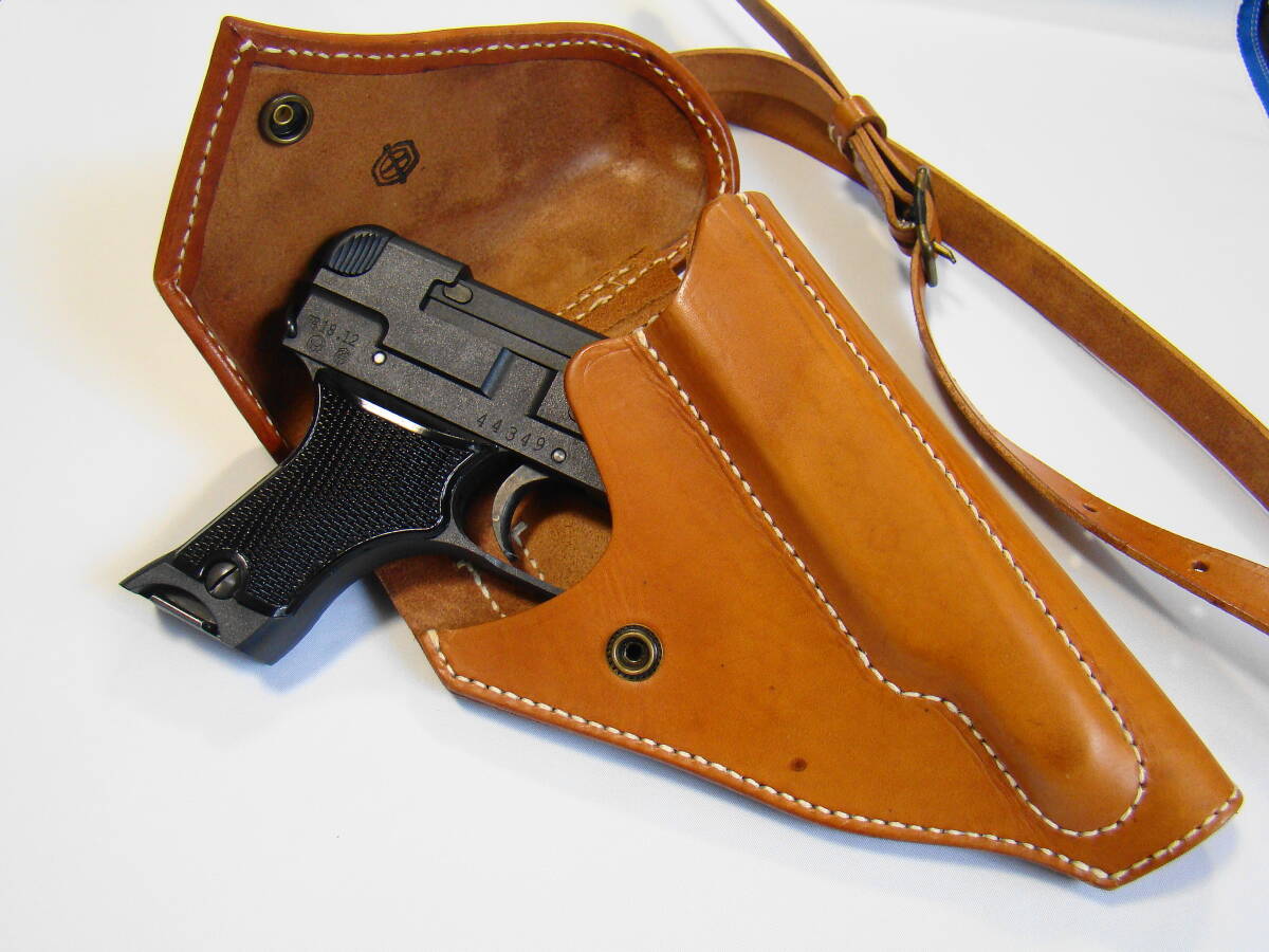 九四式自動拳銃用ホルスター