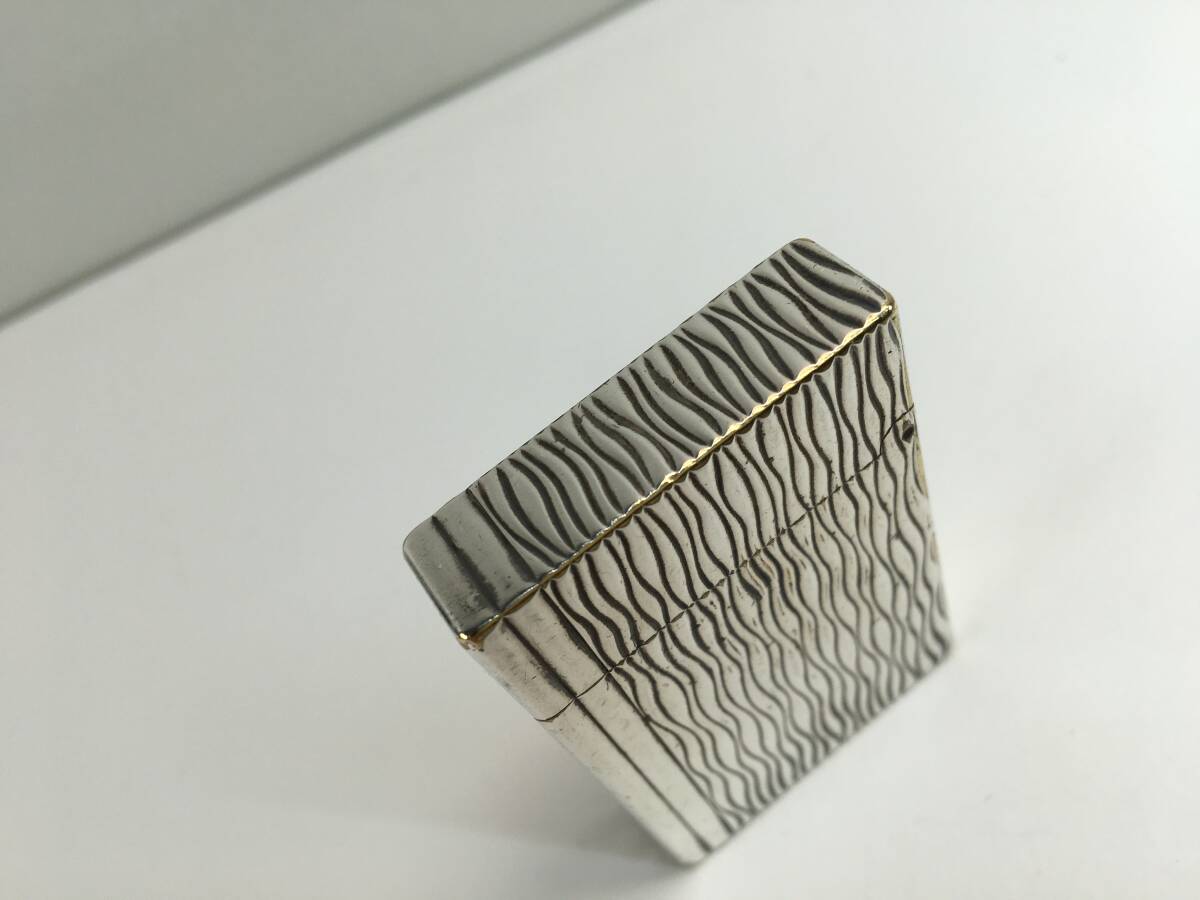 d1179　人気モデル 快音 S.T.Dupont デュポン ギャッツビー GATSBY ウェーブ 波模様 ガスライター 喫煙具 火花確認(rèn)済み [パケ無料]