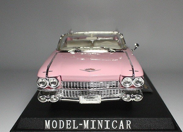 ▲Maisto 1/18 キャデラック Cadillac エルドラド 1959 PINK
