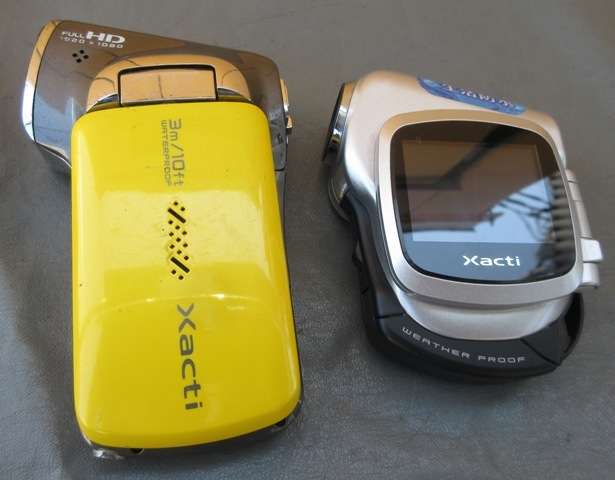 Xacti DMX-CA100(Y) (イエロー)