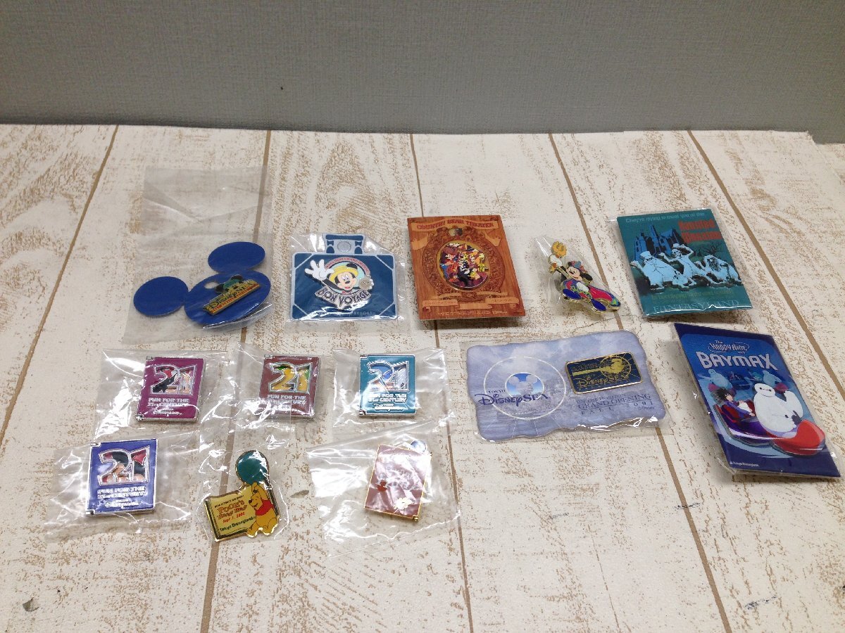 【セット売り】ミッキー 世界の旅コレクションピンバッジ まとめ 13個 セット売り】ミッキー 世界の旅コレクションピンバッジ まとめ