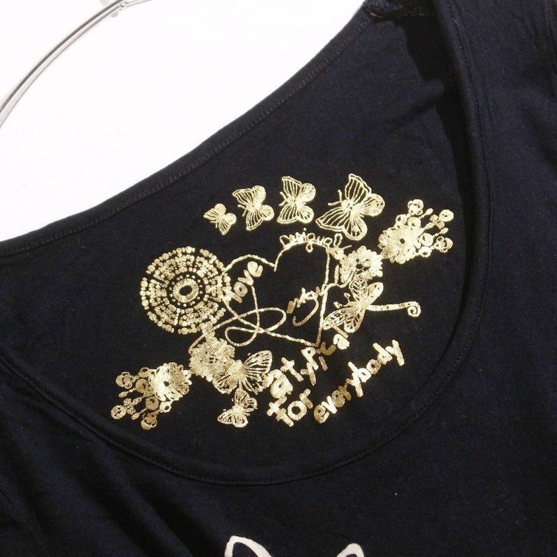 正規(guī) Desigual デシグアル 夏 ビーズ刺繍 フラワー 刺繍 プリント ストレッチ タイト 半袖 Tシャツ レーヨン ブラック 黒 EUR S