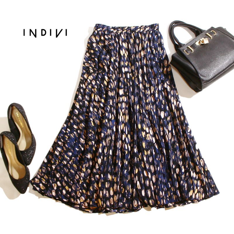美品 インディヴィ INDIVI 株) ワールド 春 夏 上品 アート ドット 柄 シフォン ロング プリーツスカート 9號(hào) 38 ブラック 黒 ネイビー 紺