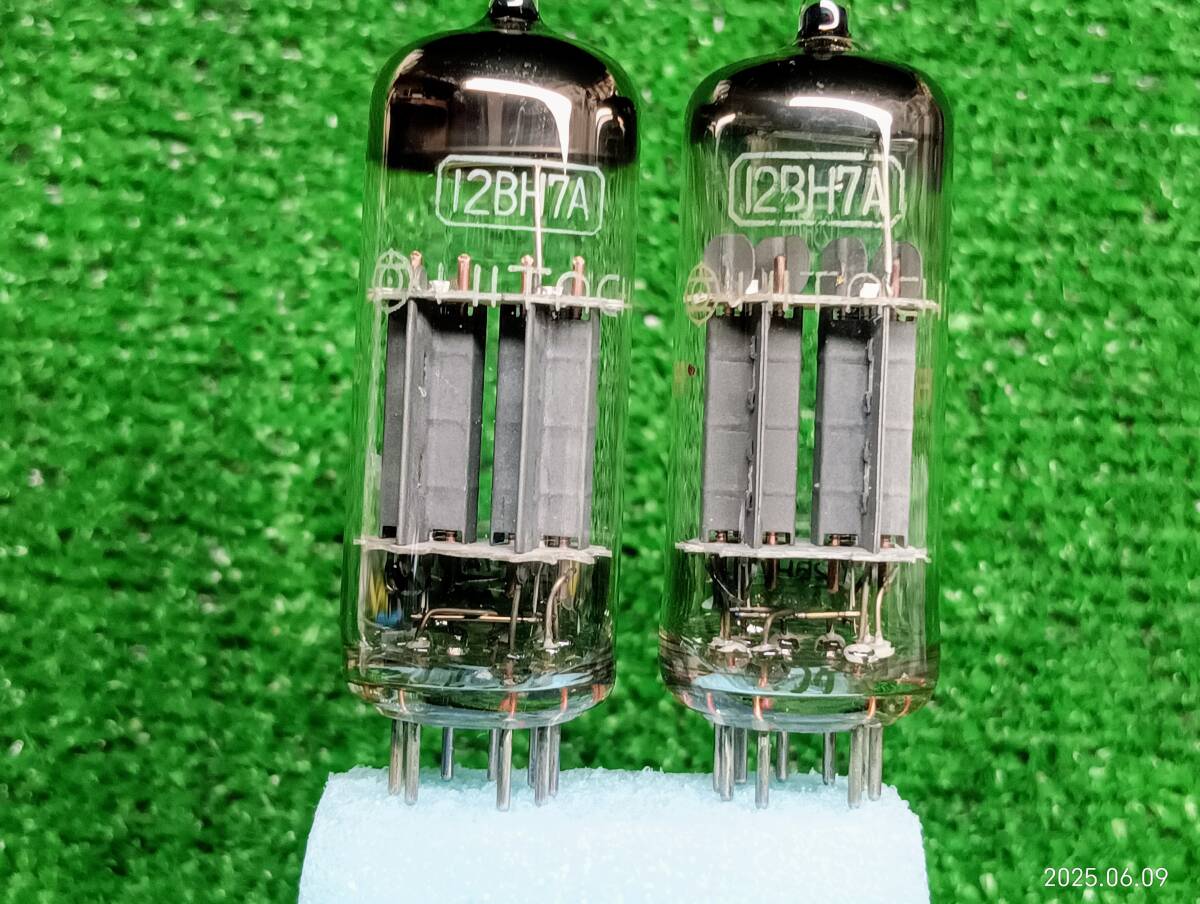 ●　12BH7A　日立　中古　TV7試験済み2本セット　●　【W(wǎng) 114】