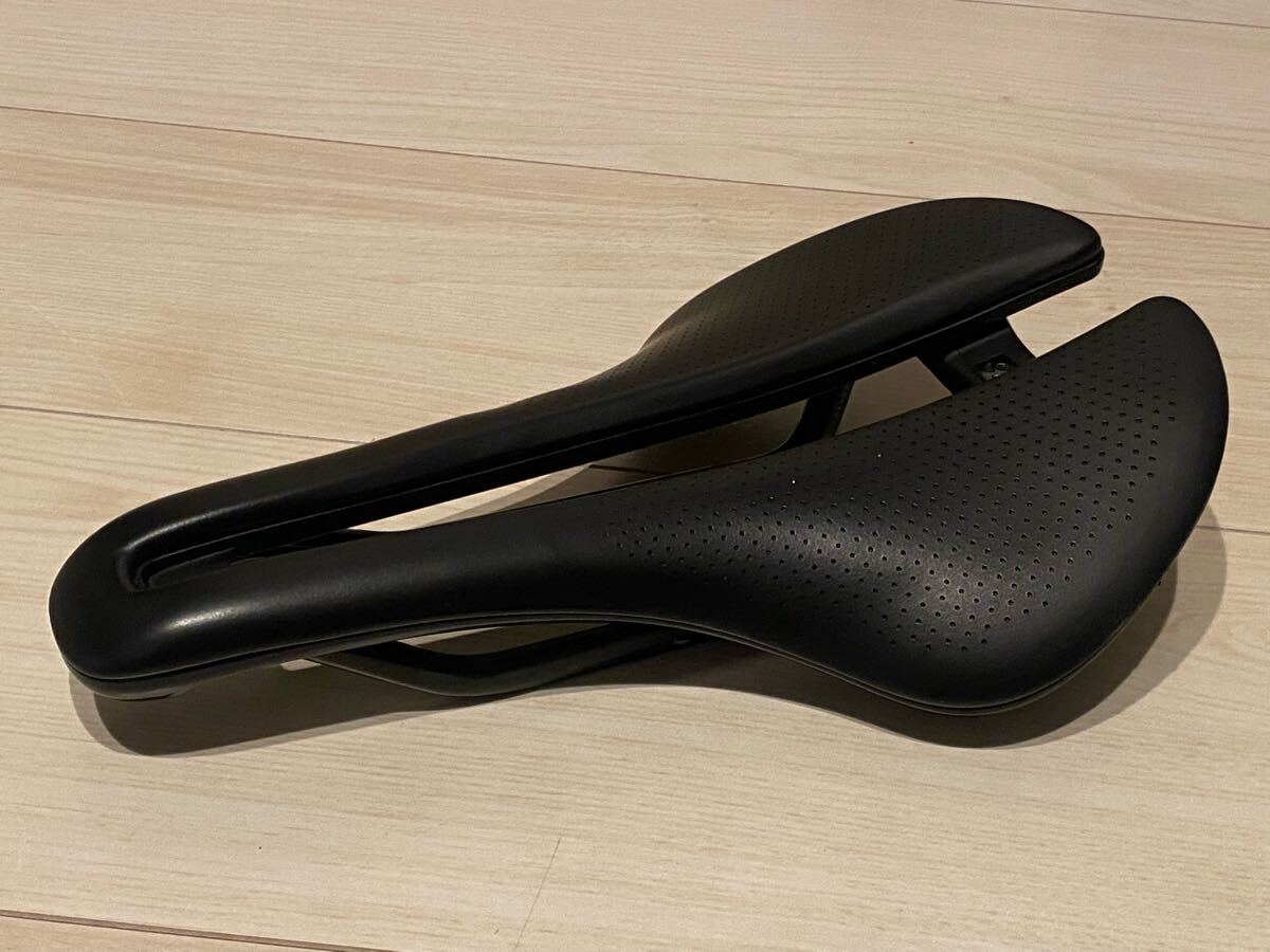 BONTRAGER（ボントレガー ）AEOLUS PROサドル　カーボンレール
