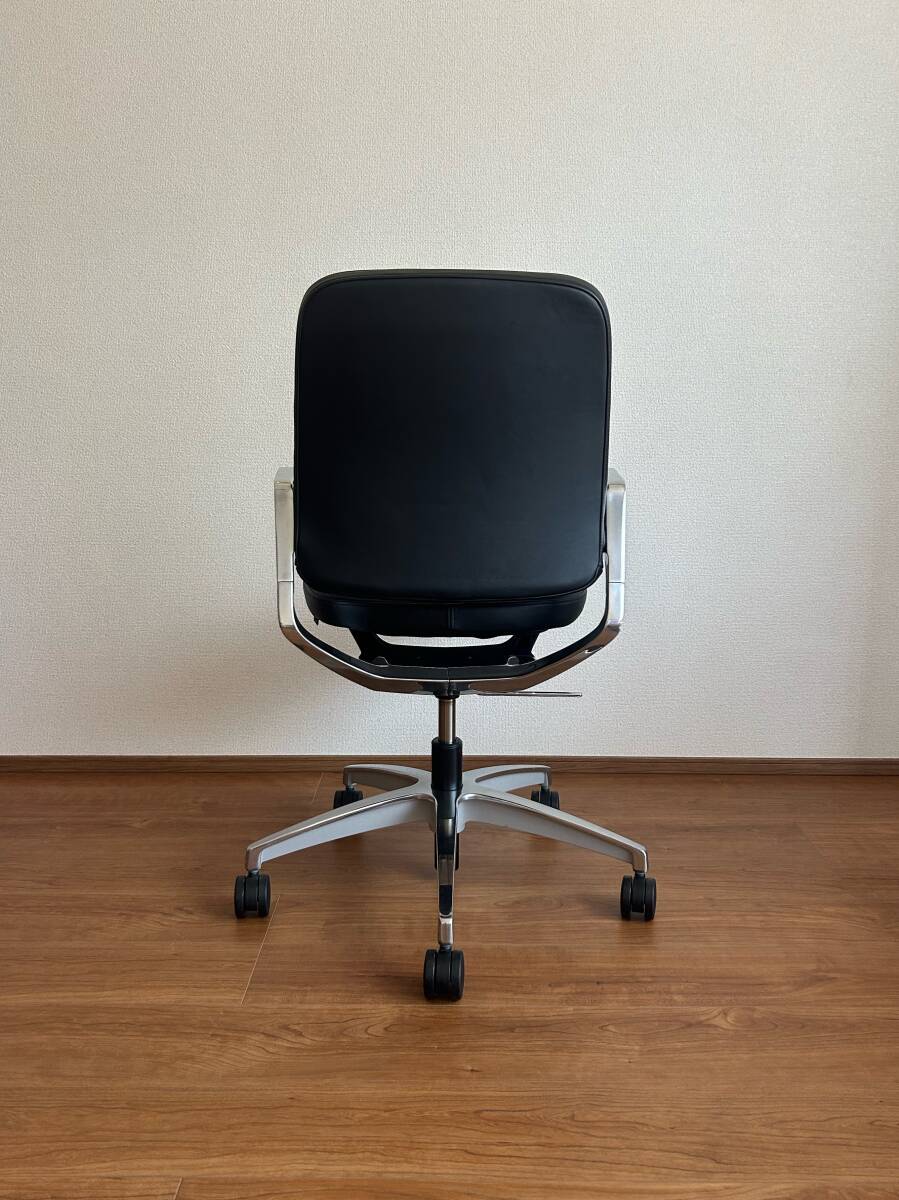 ①ITOKI イトーキ Levi レヴィ 黒本革 ワークチェア｜ブラックレザー オフィス キャスター デスク ハーマンミラー Vitra. knoll イームズ