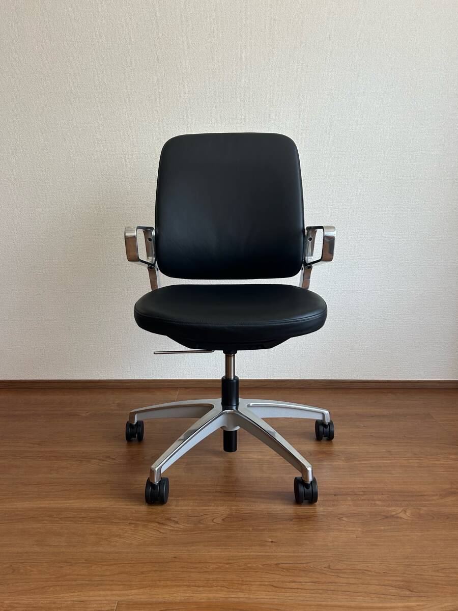 ①ITOKI イトーキ Levi レヴィ 黒本革 ワークチェア｜ブラックレザー オフィス キャスター デスク ハーマンミラー Vitra. knoll イームズ