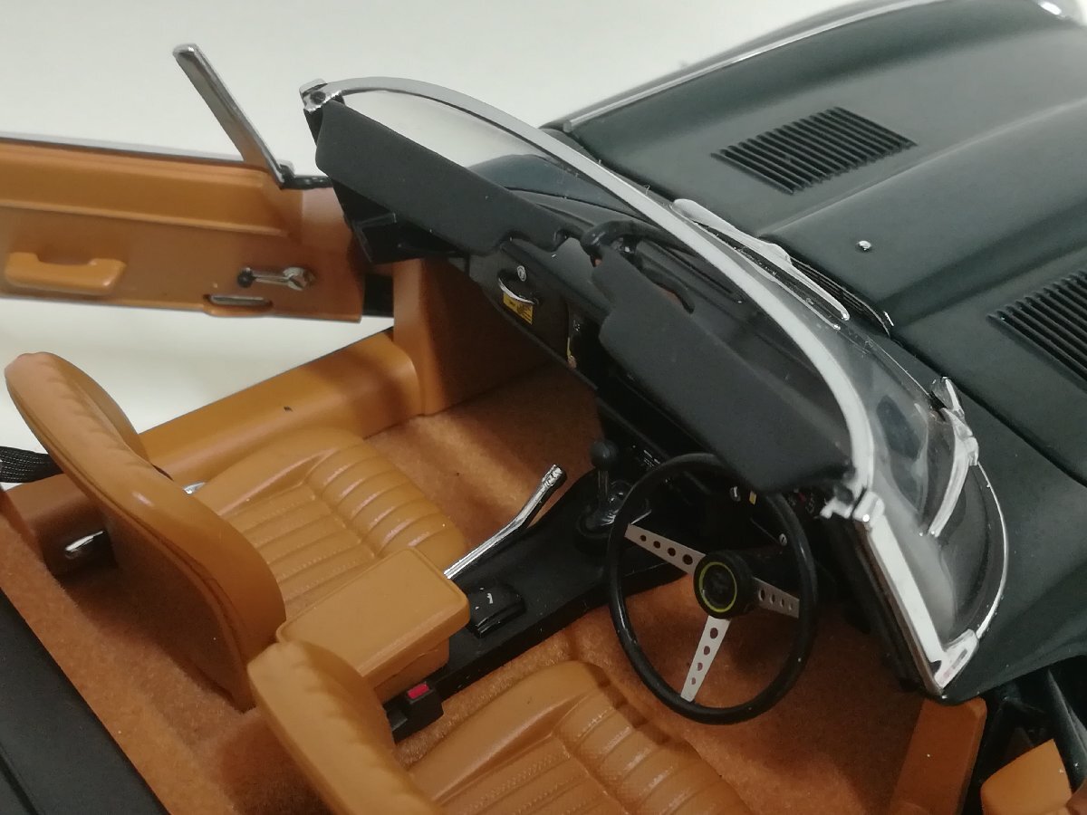 AUTO art MILLENNIUM 1:18 JAGUAR E-TYPE Roardster SERIES Ⅲ V12 хранение товар текущее состояние товар #2134