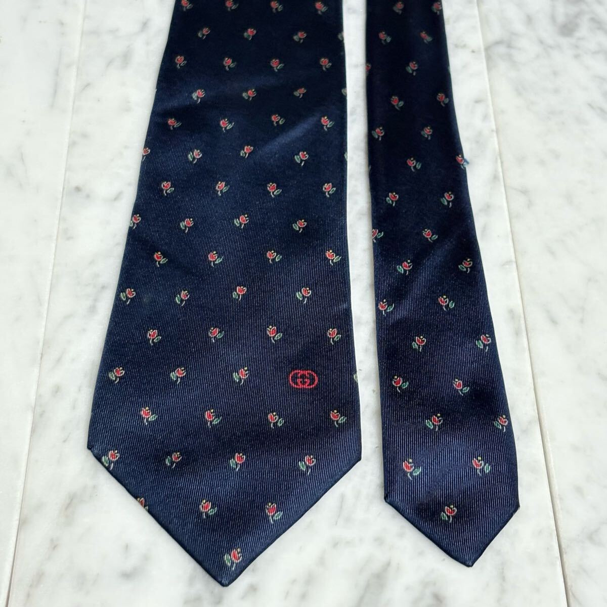 999円～ GUCCI ネクタイ ネイビー チューリップ ロゴ (B5)
