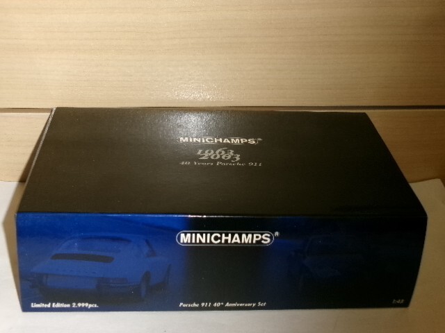 1/43 MINICHAMPS Porsche 911 40th Anniversary Set
