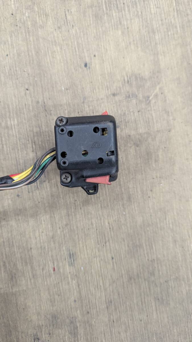 item_image_3