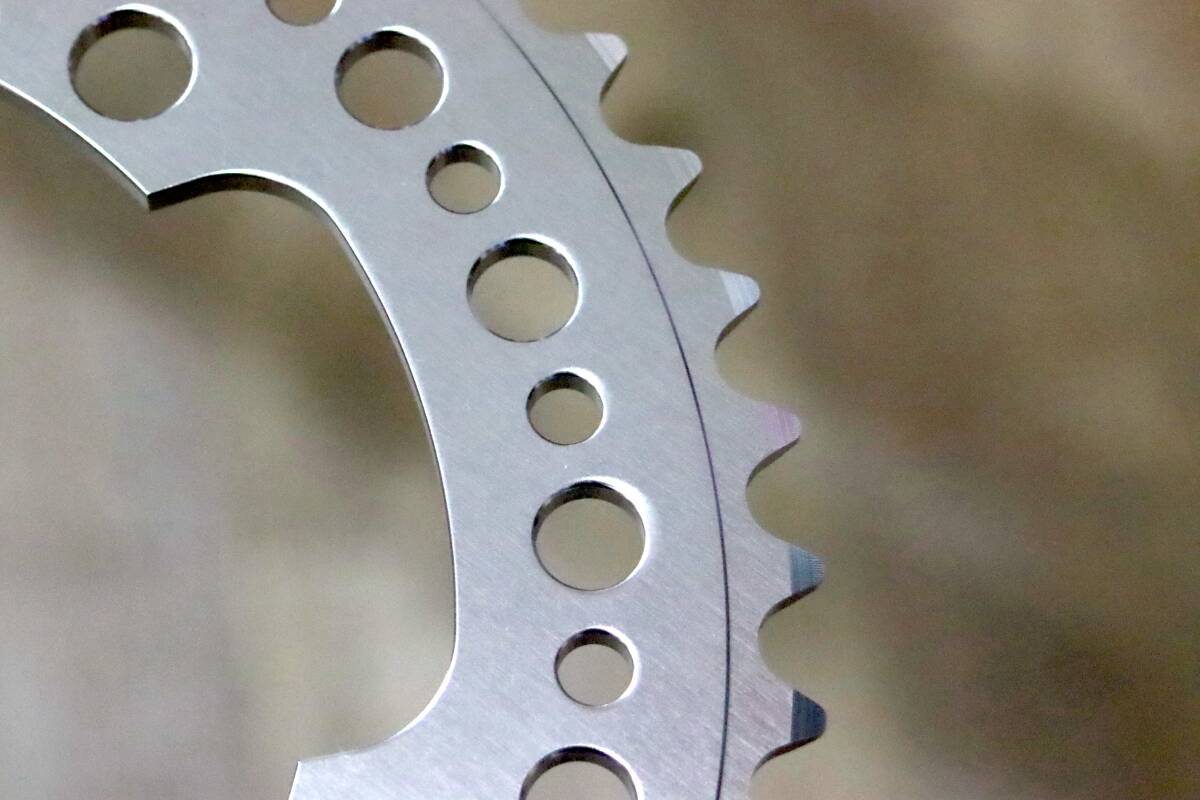 新品未使用/TRACK CHAINRING/48T/PCD130/チェーンリング/厚歯/ピストバイク/トラック/シルバー/シングルスピード/ギア/クランク/NJS