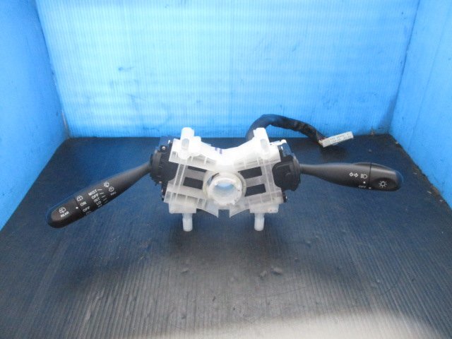 ジムニーJB23W コンビネーションスイッチ中古品
