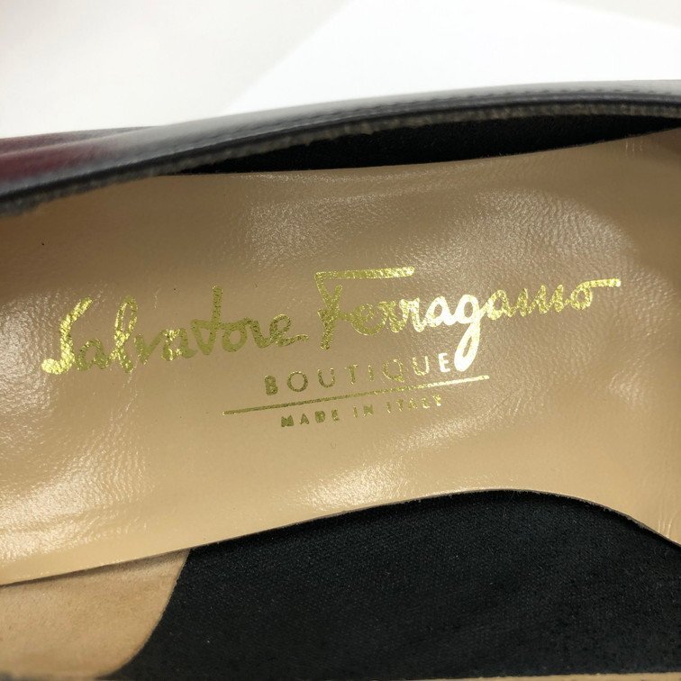 Ferragamo フェラガモ パンプス DL 97584 B37 6 D 箱付き サイズ6【DFAV6064】