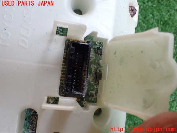 2UPJ-91296170]レクサス?LS600h(UVF45)スピードメーター （ジャンク部品） 中古
