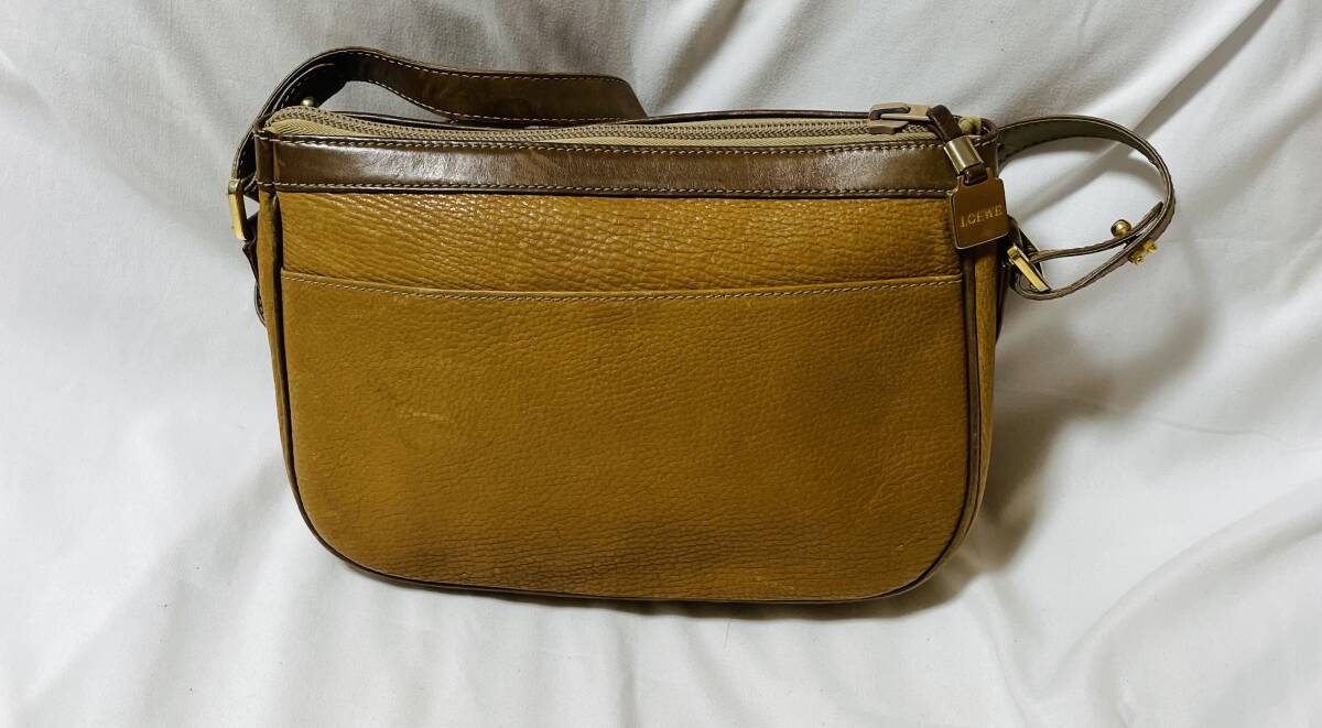 スペイン制　ヴィンテージ　LOEWE ロエベ アナグラム レザ― ショルダーバッグ　