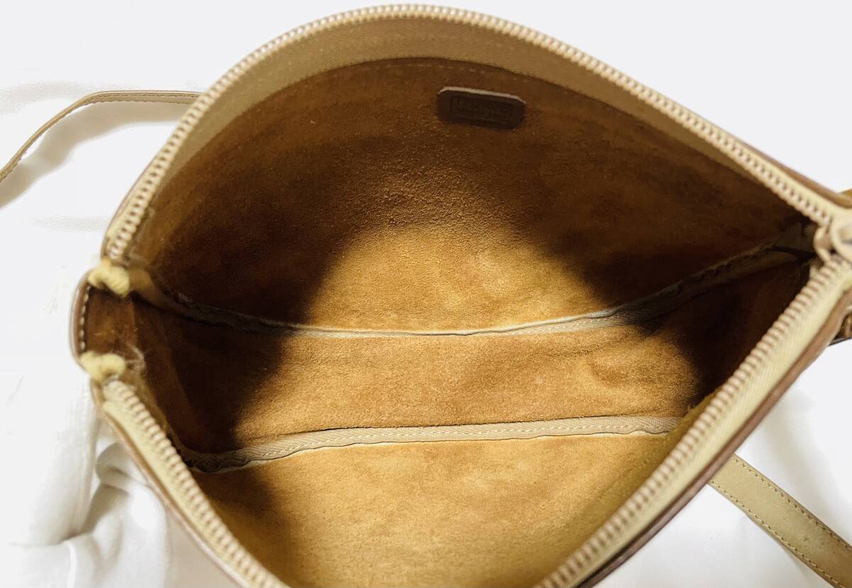 スペイン制　ヴィンテージ　LOEWE ロエベ アナグラム レザ― ショルダーバッグ　
